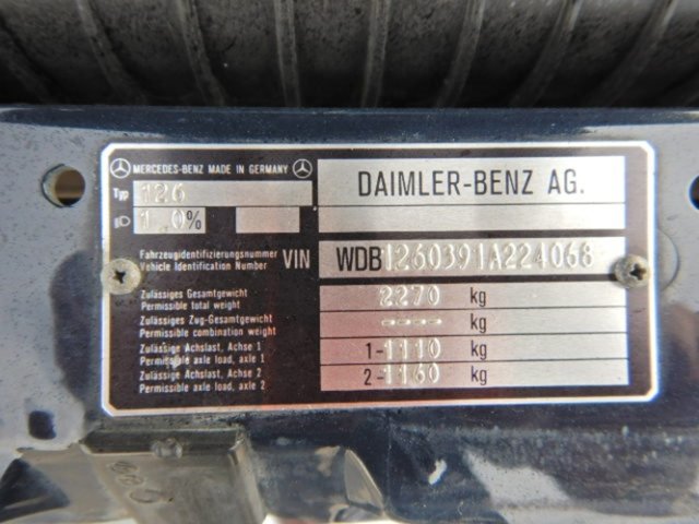 MERCEDES-BENZ 560