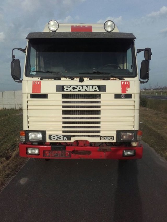 SCANIA 93 M