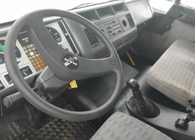 MAN L2000