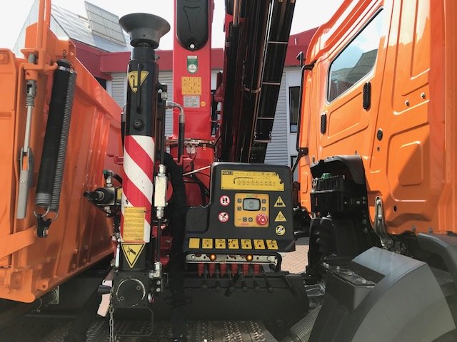 DAIMLER-BENZ Arocs