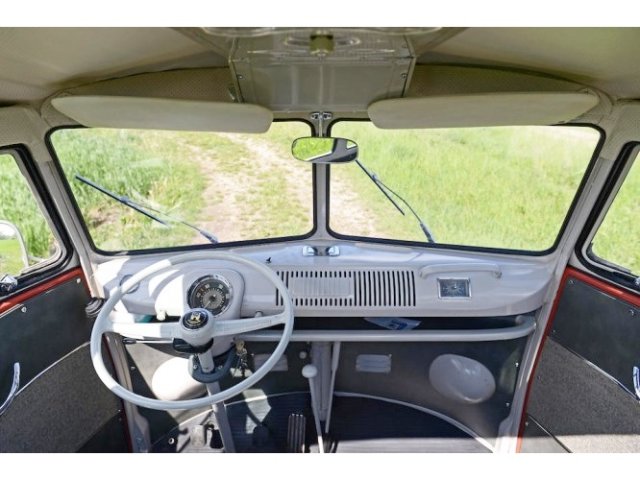 VOLKSWAGEN-VW T1