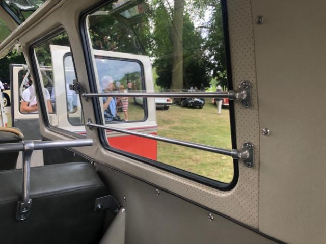 VOLKSWAGEN-VW T1
