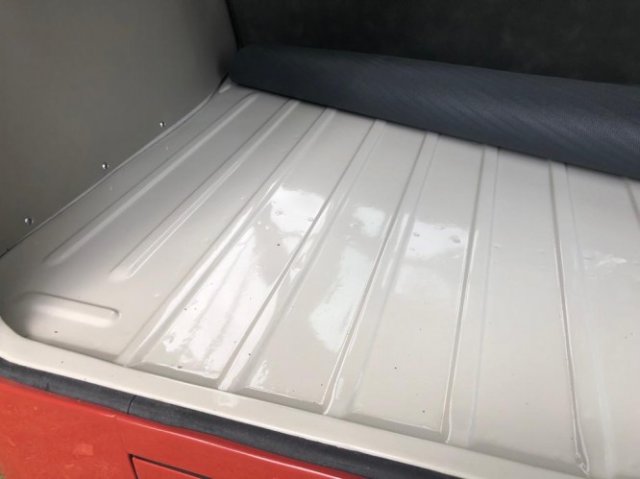 VOLKSWAGEN-VW T1