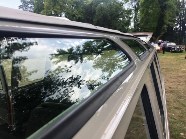 VOLKSWAGEN-VW T1