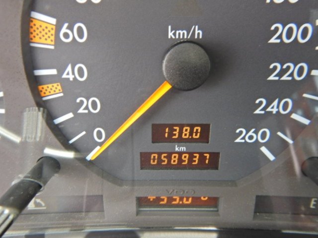 MERCEDES-BENZ SL 320