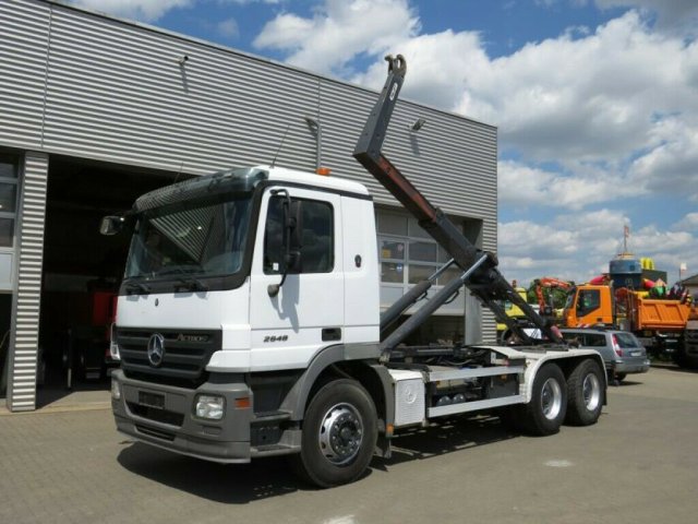 DAIMLER-BENZ Actros