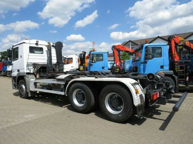 DAIMLER-BENZ Actros