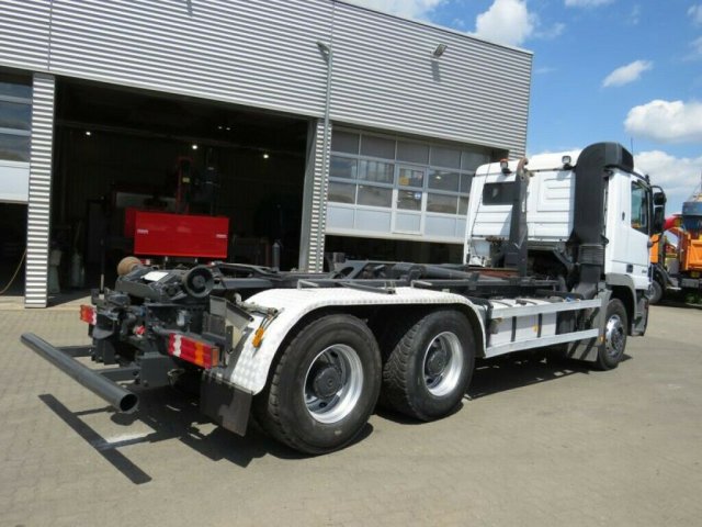 DAIMLER-BENZ Actros