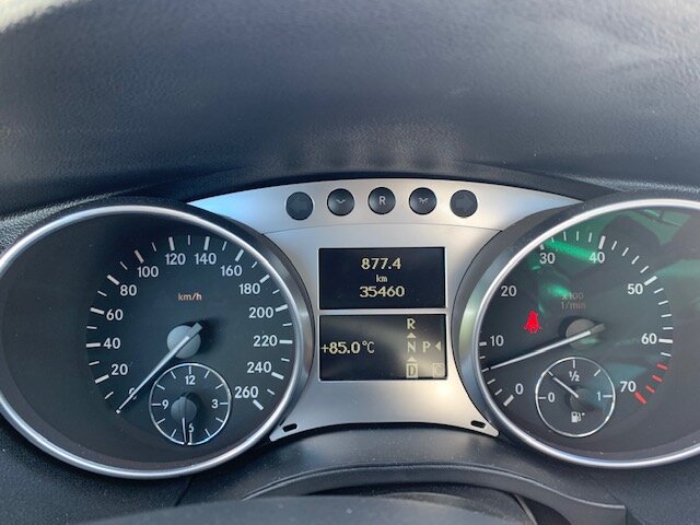 MERCEDES-BENZ R 500