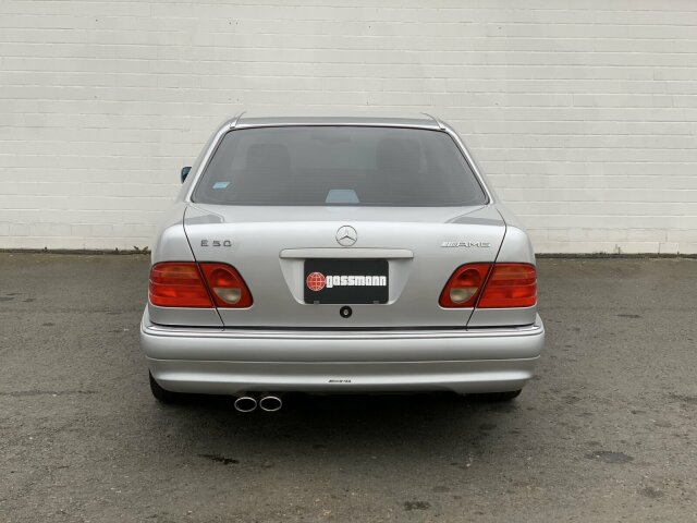MERCEDES-BENZ E 50