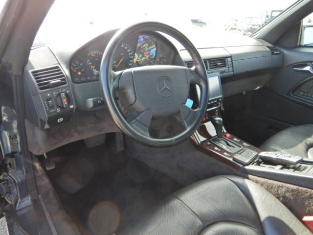 MERCEDES-BENZ SL 320