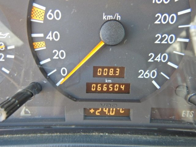 MERCEDES-BENZ SL 320