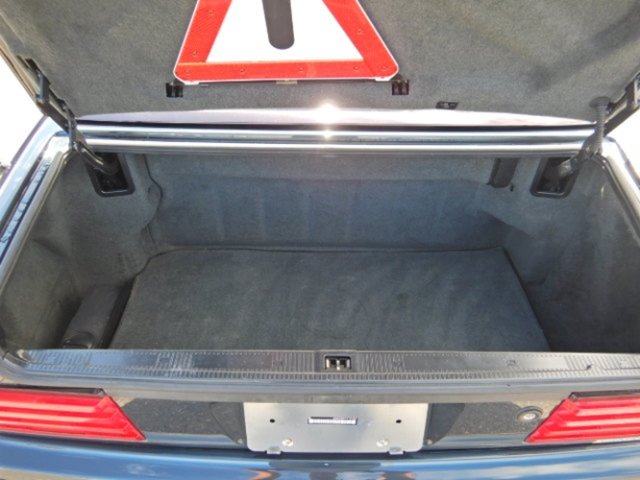 MERCEDES-BENZ SL 320