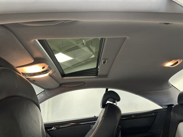 SEAT (E) Leon