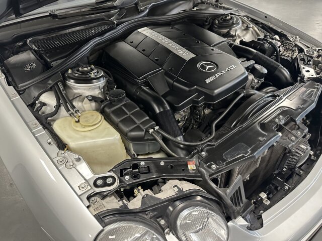 SEAT (E) Leon