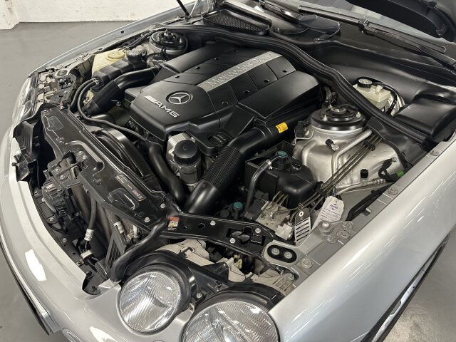SEAT (E) Leon