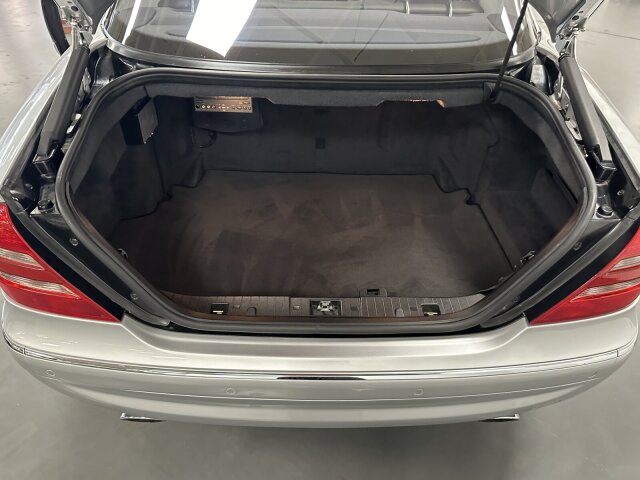SEAT (E) Leon