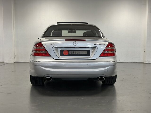SEAT (E) Leon