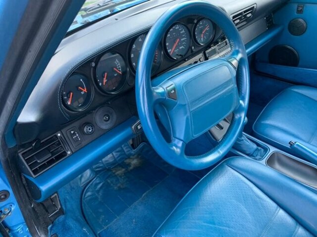 PORSCHE 964