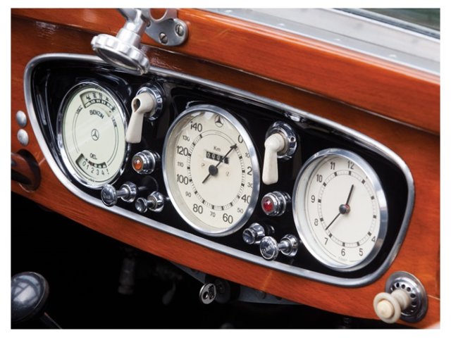 MERCEDES-BENZ 230