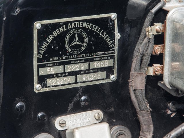 MERCEDES-BENZ 230