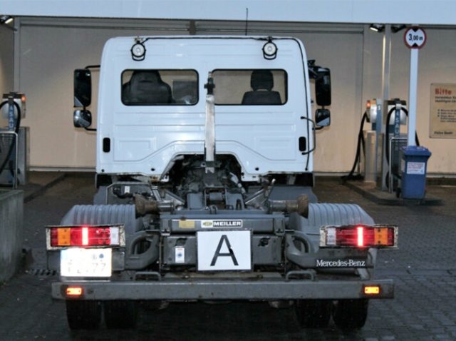 DAIMLER-BENZ Atego