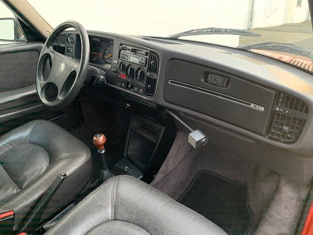 SAAB (S) 900