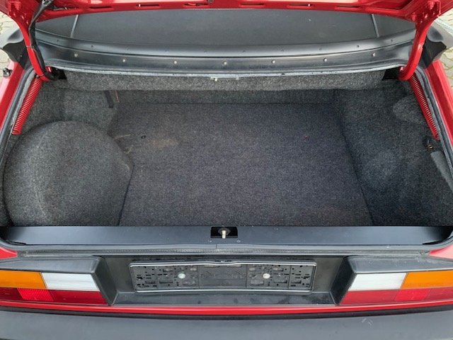 SAAB (S) 900