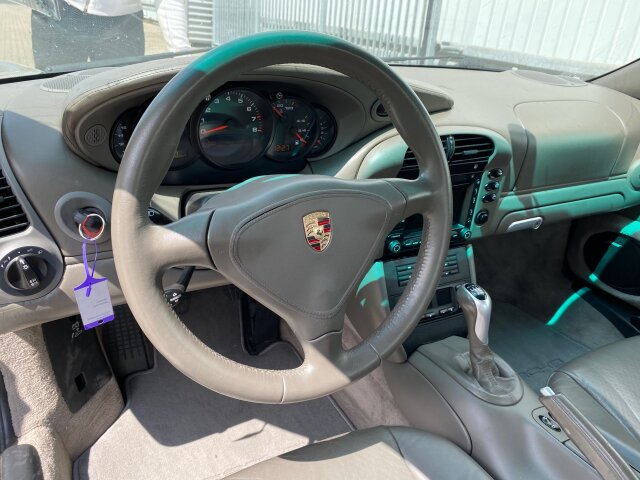 PORSCHE 996