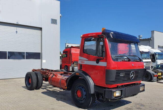 MERCEDES-BENZ SK
