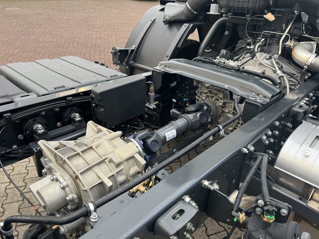 DAIMLER-BENZ Arocs