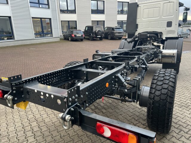 DAIMLER-BENZ Arocs