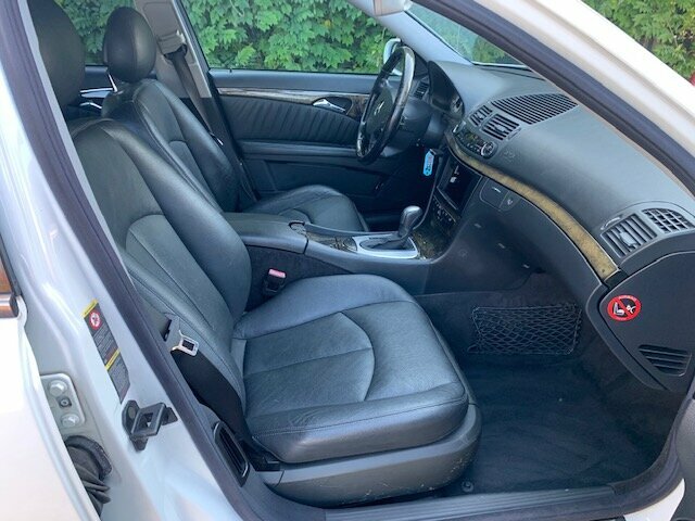 MERCEDES-BENZ E 320