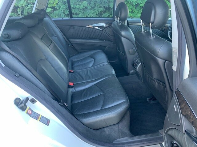 MERCEDES-BENZ E 320