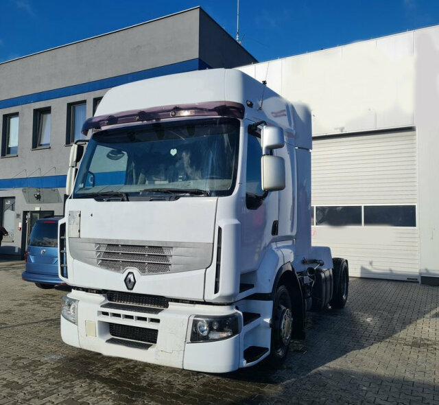 RENAULT (F) Premium