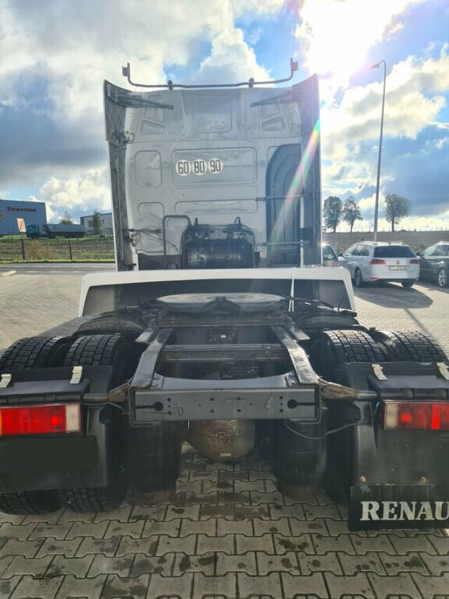 RENAULT (F) Premium