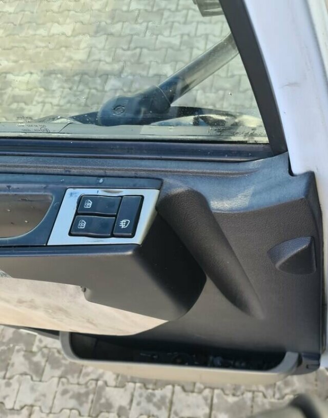 RENAULT (F) Premium