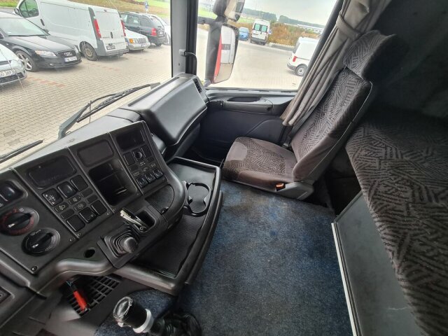 SCANIA 124R