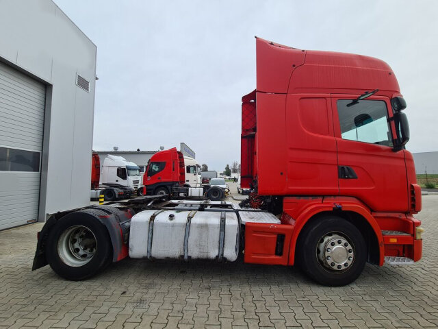 SCANIA 124R