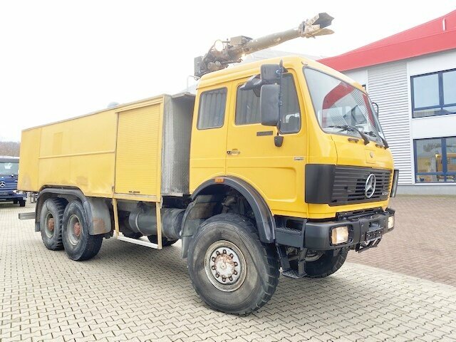 DAIMLER-BENZ -
