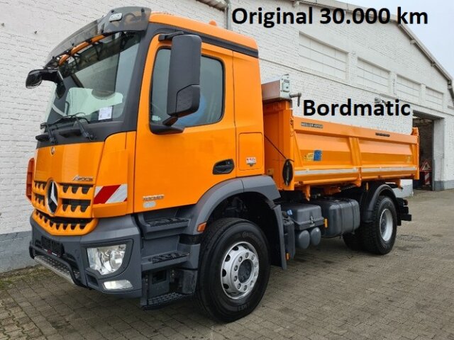 Mercedes-BenzArocs