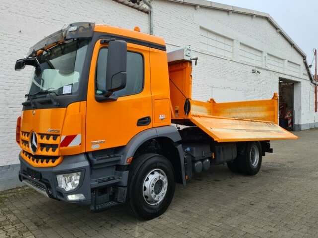 DAIMLER-BENZ Arocs