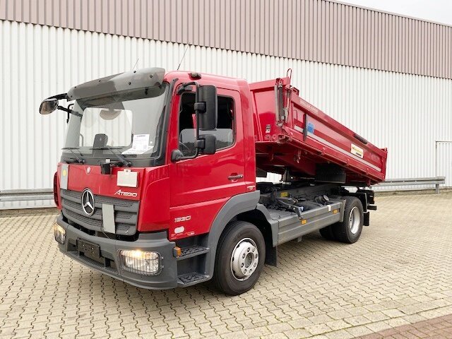 Mercedes-BenzAtego