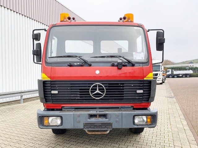 DAIMLER-BENZ -