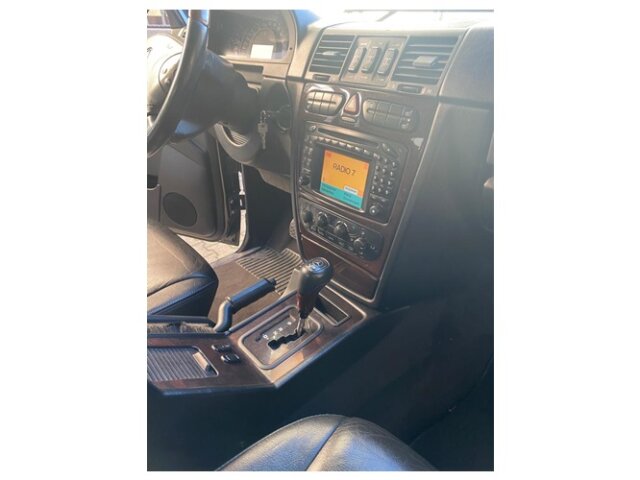 MERCEDES-BENZ G 400