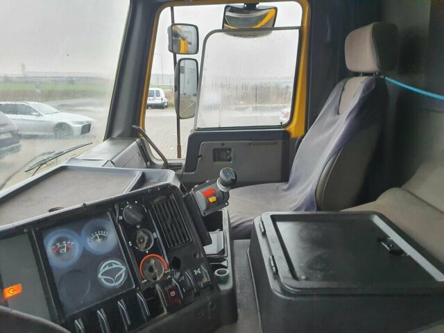 VOLVO (B) FL