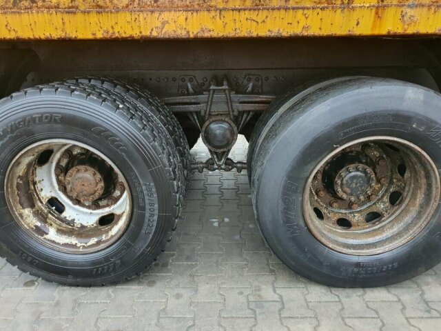 VOLVO (B) FL