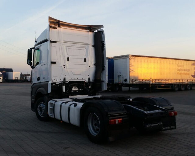 MERCEDES-BENZ Actros