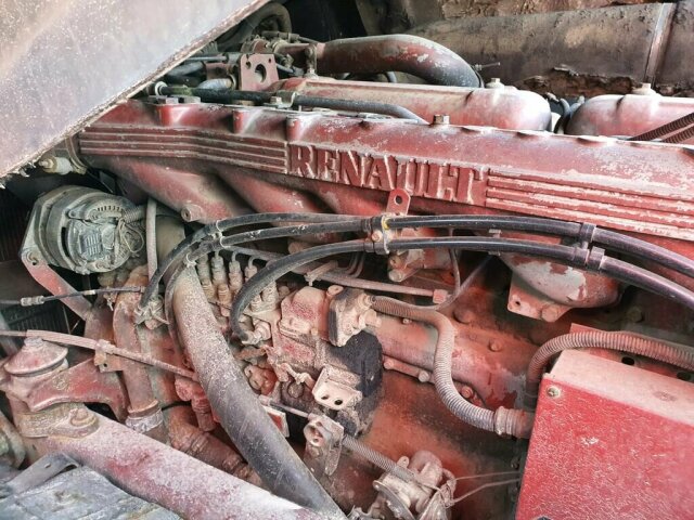 RENAULT (F) Magnum