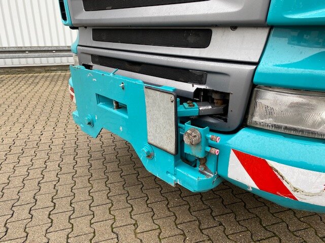 SCANIA (S) R